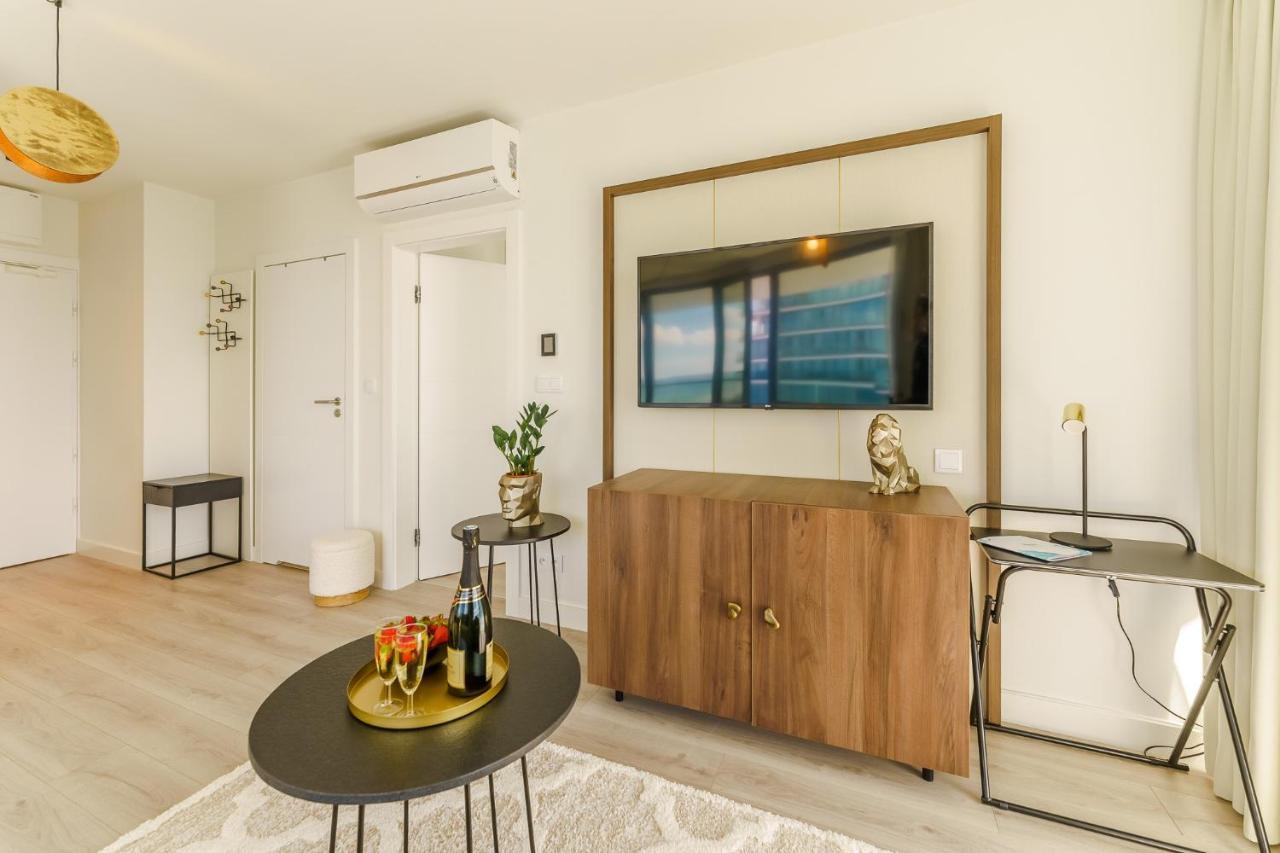 מידזיזדרויה Apartament Waves - Baltic View By Noclegi Renters מראה חיצוני תמונה